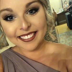 Meet your Posher, Marie